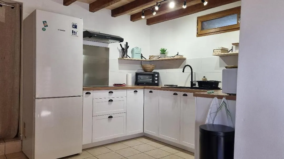 Gite Et Chambres D'Hotes Aux Charlots Lagarde-Hachan Εξοχικό σπίτι